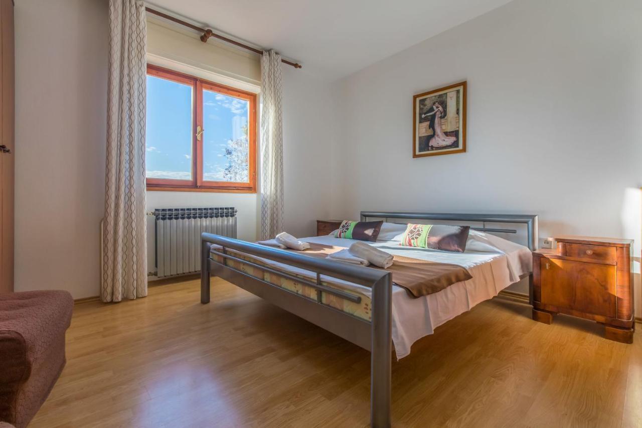 קריקווניצה Apartment Roni מראה חיצוני תמונה