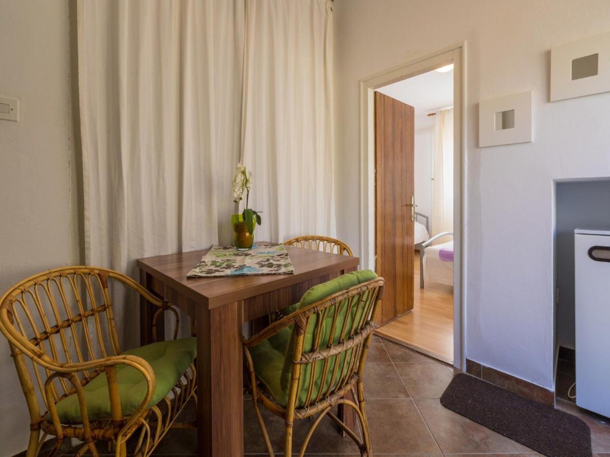 קריקווניצה Apartment Roni מראה חיצוני תמונה