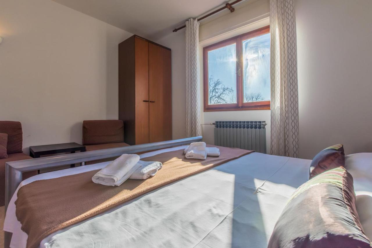 קריקווניצה Apartment Roni מראה חיצוני תמונה
